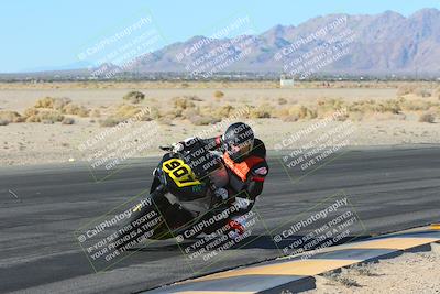 media/Jan-10-2025-CVMA Friday Practice (Fri) [[489e0da257]]/Group 4 and Trackday/Session 2 (Turn 4 Inside)/